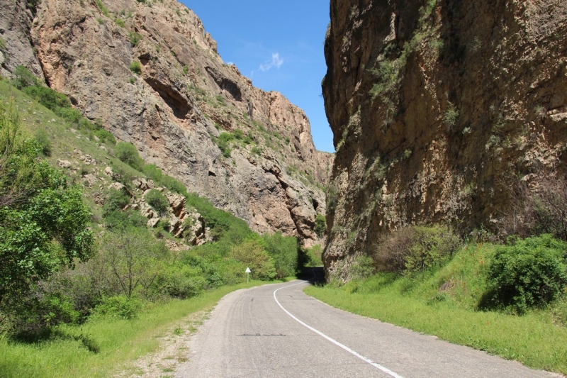 Баку, Грузия, Армения. От Черного города до Черного моря или как мы Кавказ покоряли.
