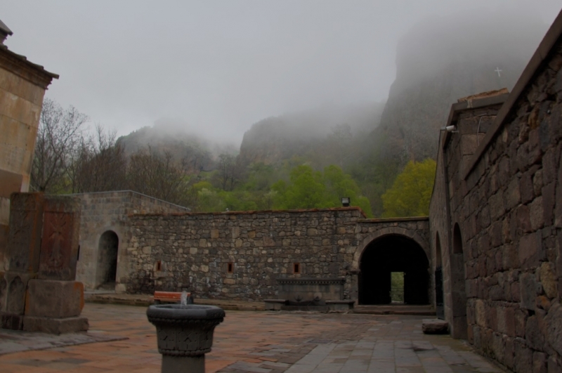 Баку, Грузия, Армения. От Черного города до Черного моря или как мы Кавказ покоряли.