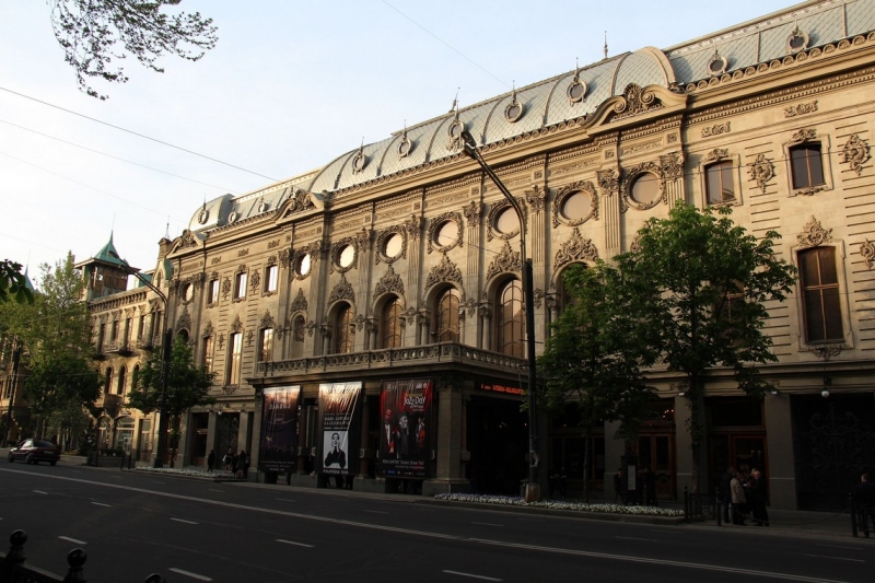 Баку, Грузия, Армения. От Черного города до Черного моря или как мы Кавказ покоряли.