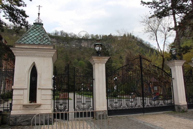 Баку, Грузия, Армения. От Черного города до Черного моря или как мы Кавказ покоряли.