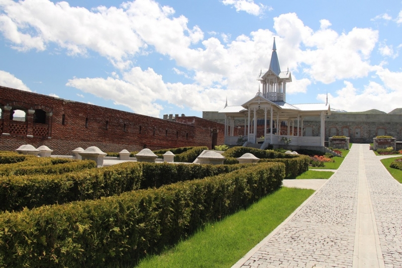 Баку, Грузия, Армения. От Черного города до Черного моря или как мы Кавказ покоряли.