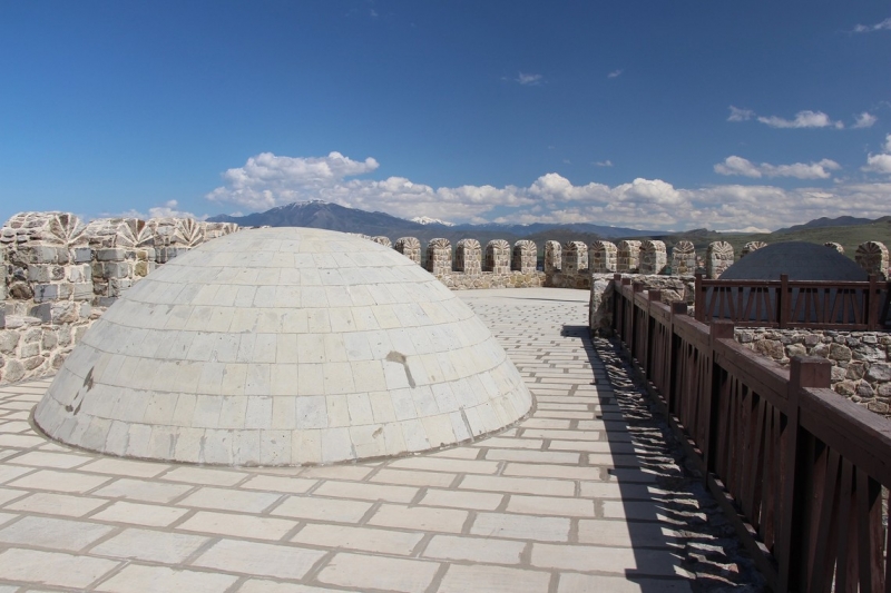 Баку, Грузия, Армения. От Черного города до Черного моря или как мы Кавказ покоряли.