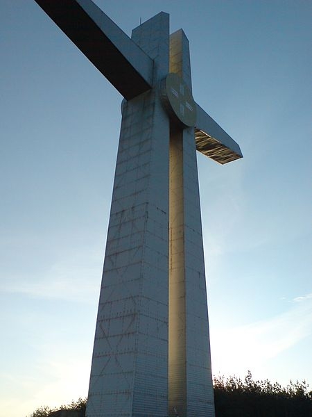крест