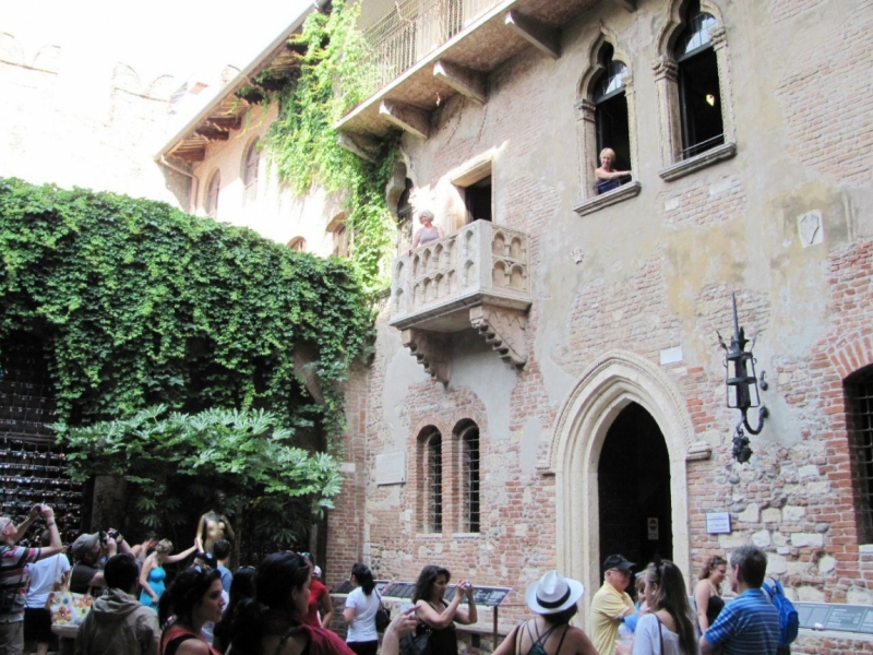 Питер-Средиземноморье на авто с 3 детьми + круиз (2012)