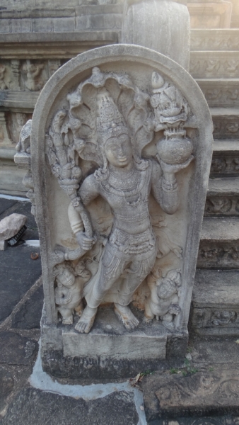 Шри Ланка на автобусе, август 2015 года, как её увидели мы.