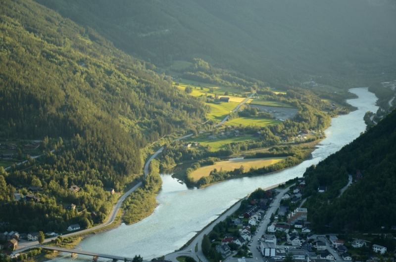 Холодное лето 2015 в поисках клада(прогулки в регионе фьордов с ребенком 4 лет,много фото)