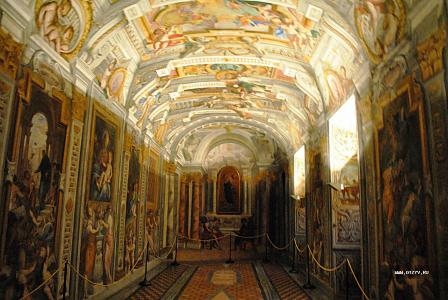 Идём  в круиз Rhapsody of the Seas по греческим островам с 25.09.15