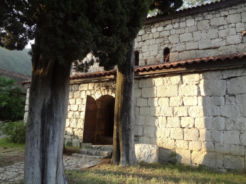 12 дней в Абхазии (Лдзаа, Пицунда, Гагра, Гудаута, Лыхны, Новый Афон, Сухум)