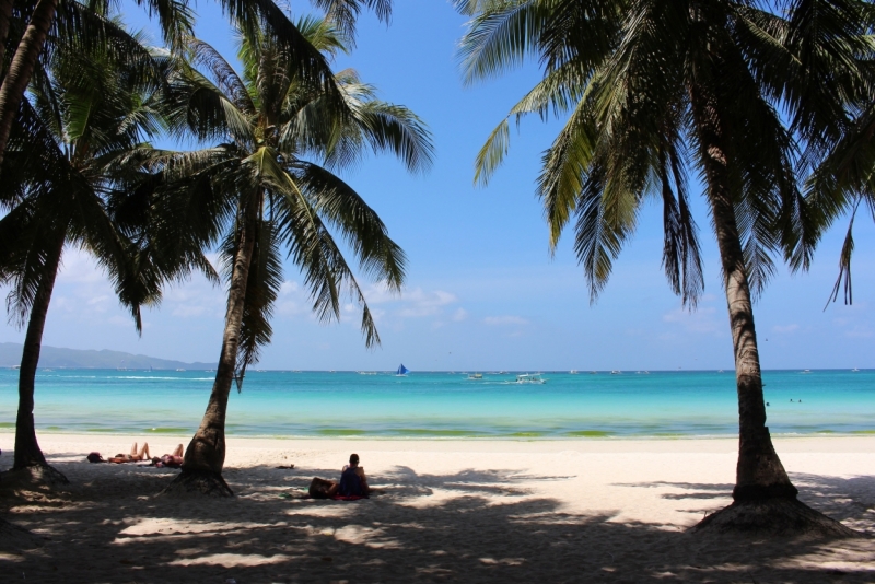 Из весны в Азиатское лето: Боракай, Гонконг, Гуанчжоу.