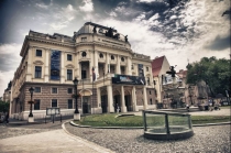 136-Slovenske Narodne Divadlo