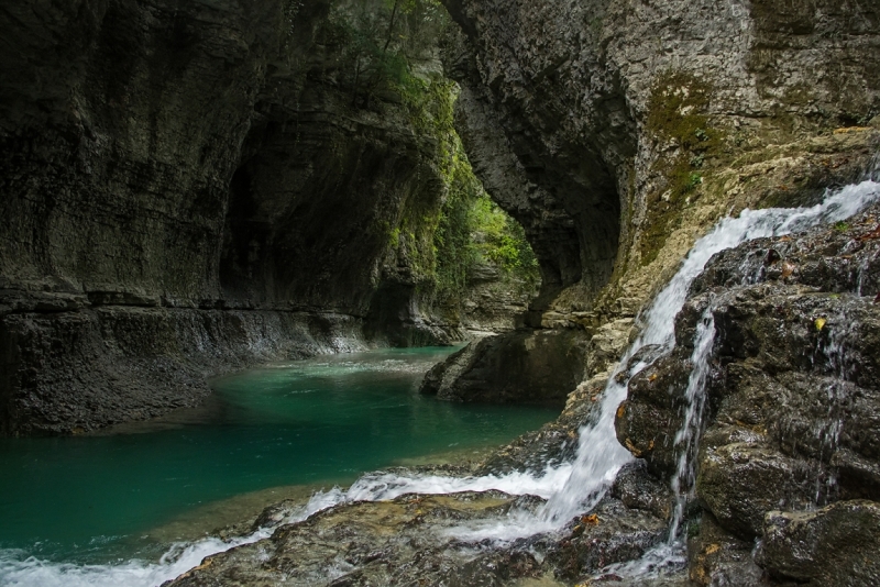 Мартвильский каньон на реке Абаша