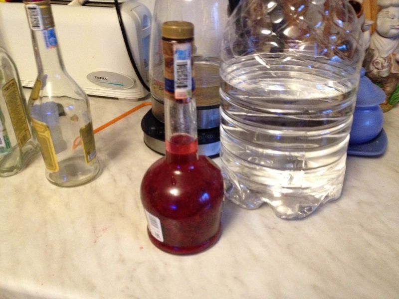 Принял на грудь, скажи что-нибудь! Трезвым вход запрещён!