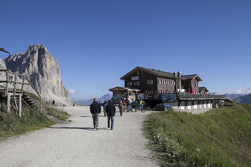 Трекинг в Доломитовых Альпах (Fassa,Gardena, Rosengarten, Brenta, San Martino)