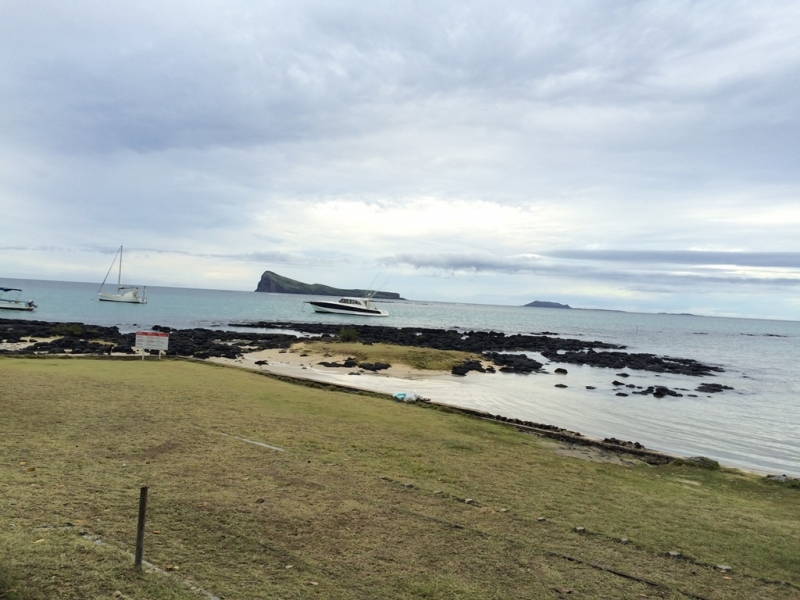 Одна на Маврикии. Ноябрь 2015