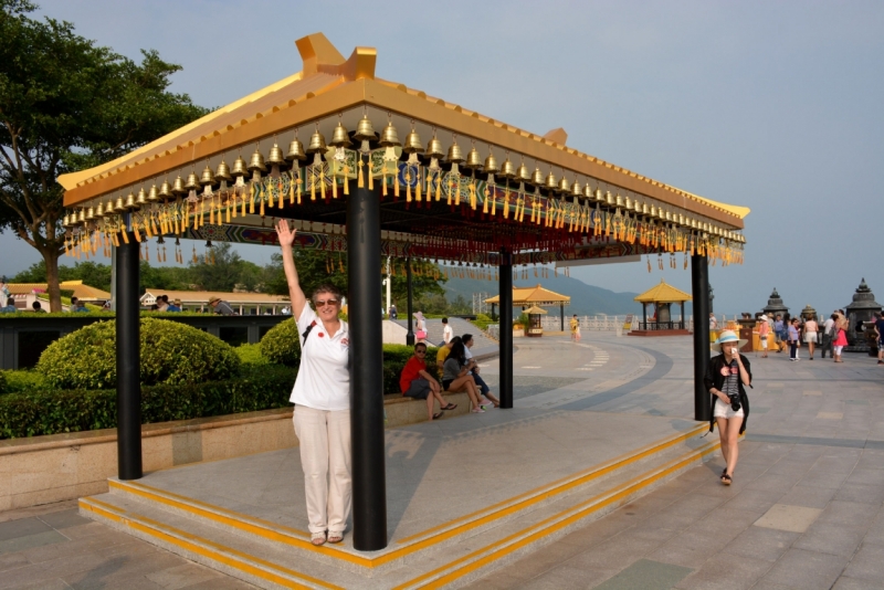 Азиадские штучки Queen-pig, тук-тук и хот-дог по-хайнаньски в круизе Voyager of the Seas