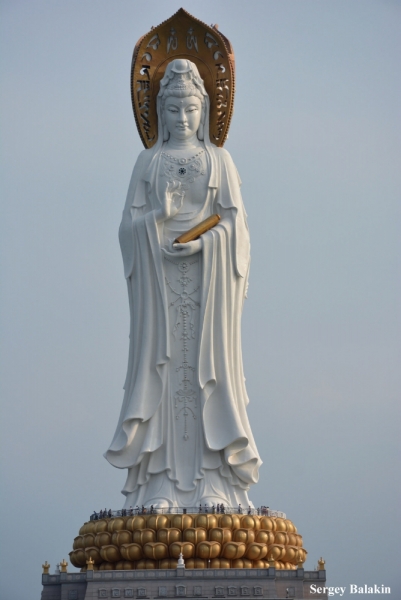 Азиадские штучки Queen-pig, тук-тук и хот-дог по-хайнаньски в круизе Voyager of the Seas