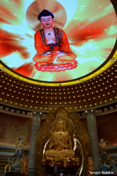 Азиадские штучки Queen-pig, тук-тук и хот-дог по-хайнаньски в круизе Voyager of the Seas