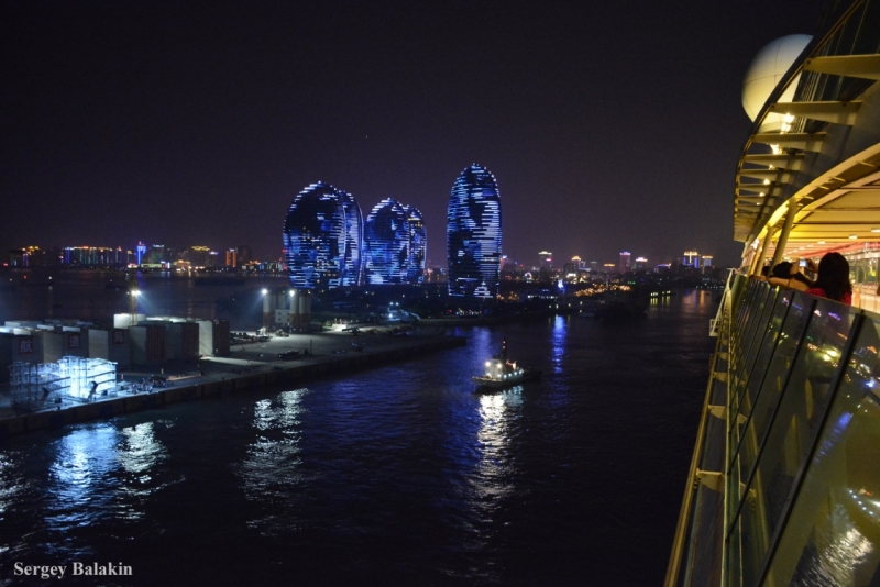 Азиадские штучки Queen-pig, тук-тук и хот-дог по-хайнаньски в круизе Voyager of the Seas