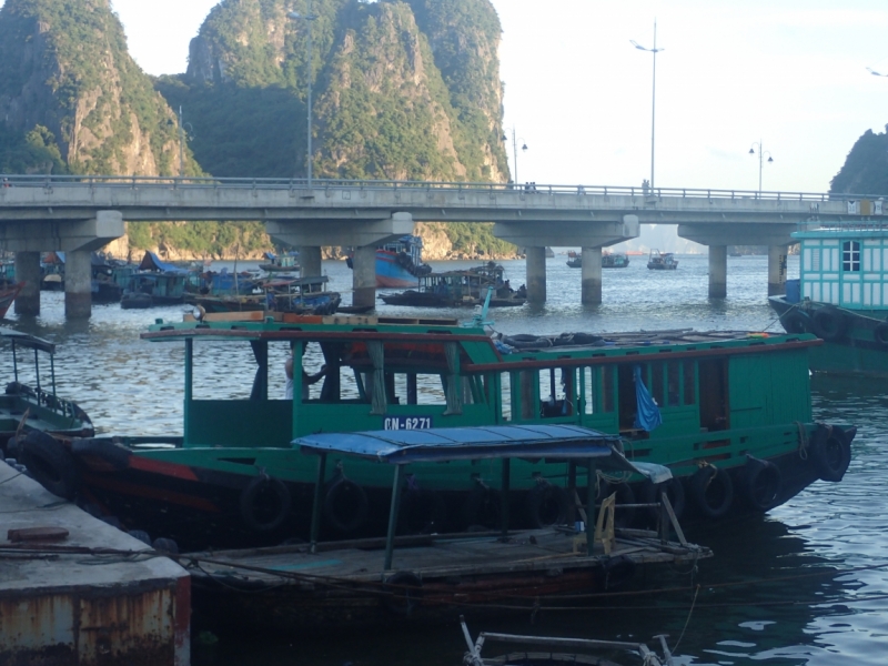 Halong Bay без тур фирм и посредников - это реально?