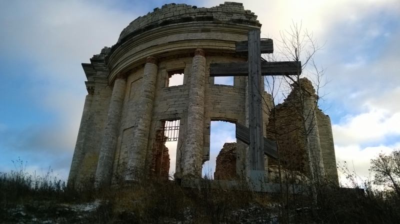 Ленинградская область деревня Пятая гора, координаты N 59° 26.646, E 29° 45.244.