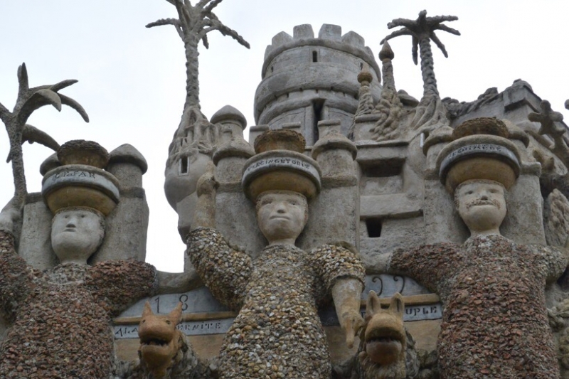 Отрив - идеальный дворец почтальона Шеваля