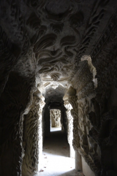 Отрив - идеальный дворец почтальона Шеваля