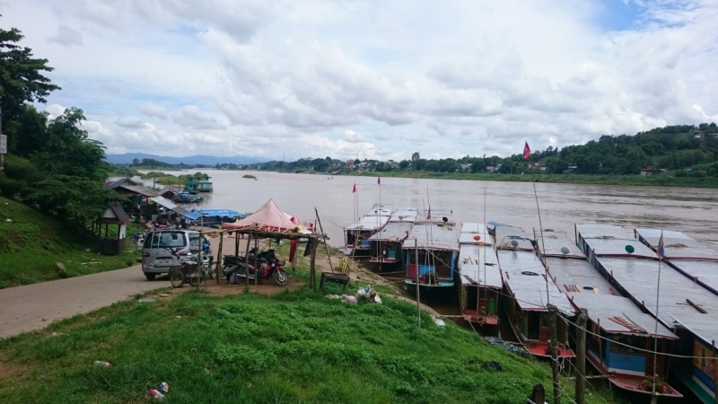 Лодка по Меконгу: Чианг Кхонг-Хуай Сае-Луан Прабанг (Лаос)