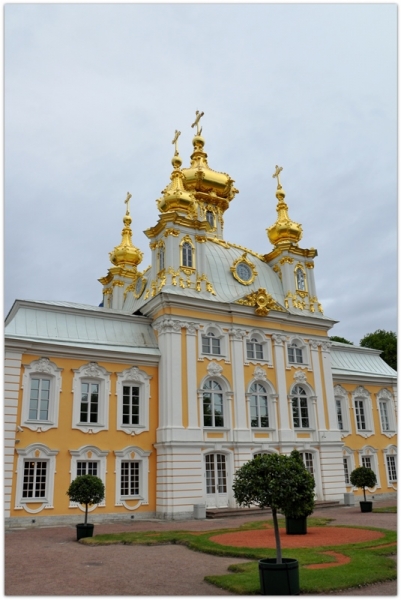 Питер: город контрастов.