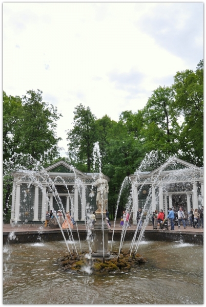 Питер: город контрастов.