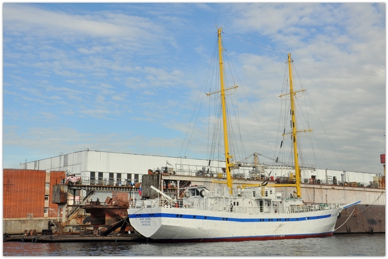 Питер: город контрастов.