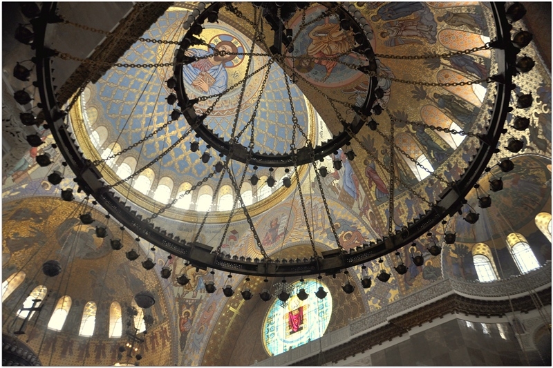 Питер: город контрастов.