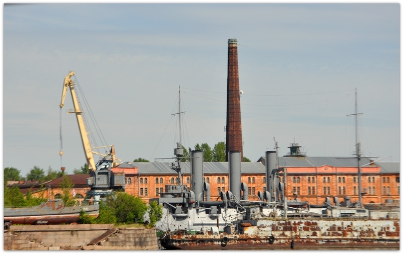 Питер: город контрастов.