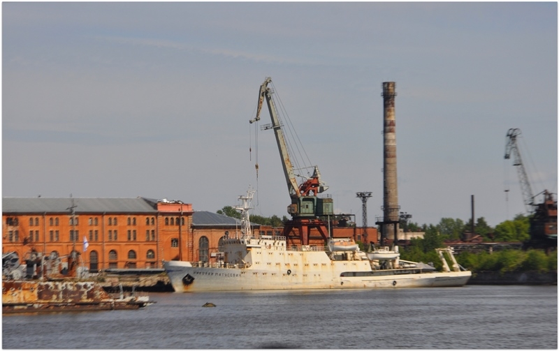 Питер: город контрастов.