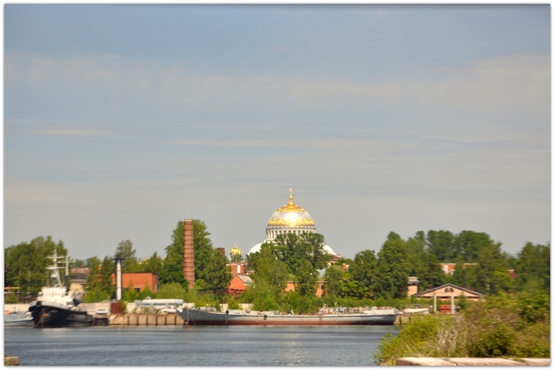 Питер: город контрастов.