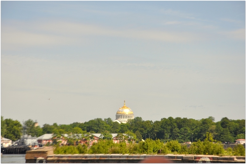 Питер: город контрастов.