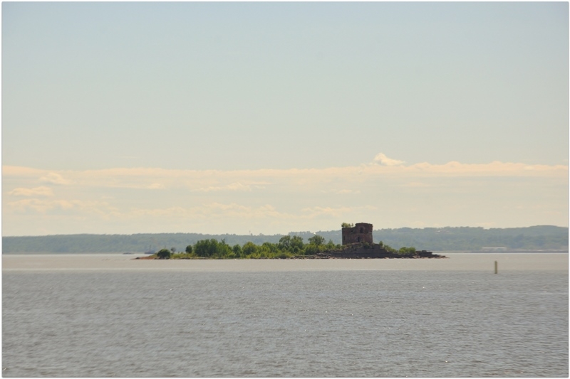 Питер: город контрастов.