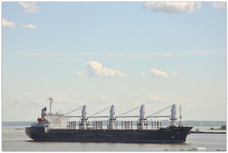 Питер: город контрастов.