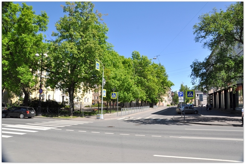 Питер: город контрастов.