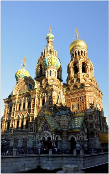 Питер: город контрастов.