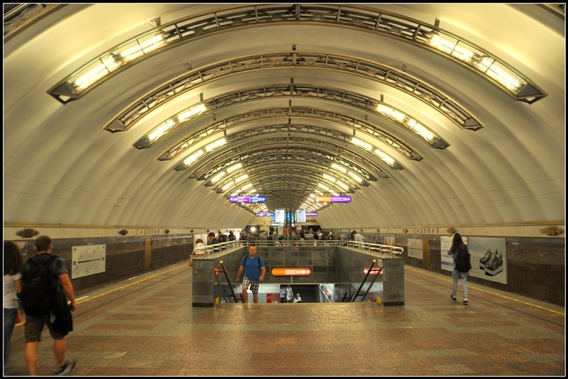 Питер: город контрастов.