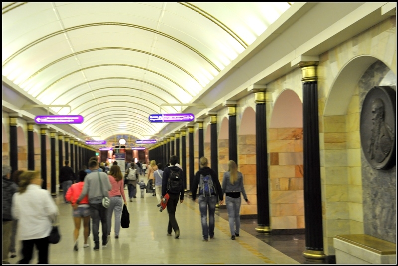 Питер: город контрастов.