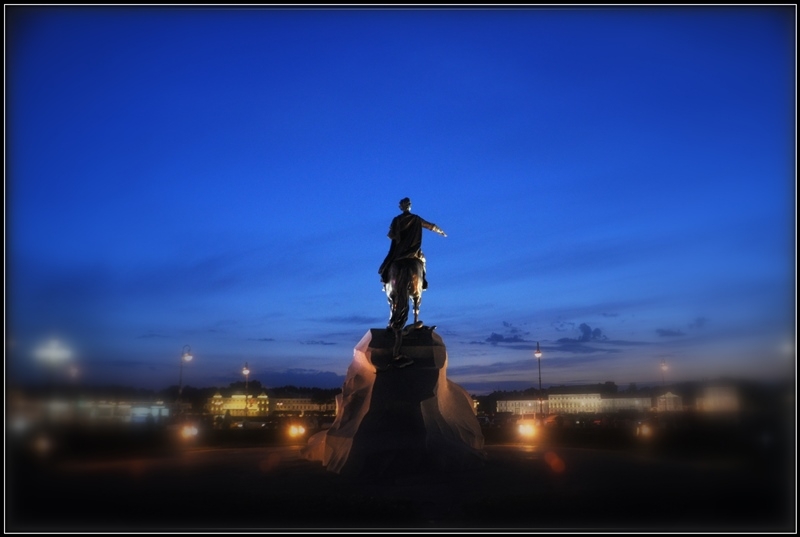 Питер: город контрастов.