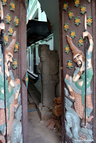 Азиадские штучки Queen-pig, тук-тук и хот-дог по-хайнаньски в круизе Voyager of the Seas