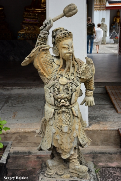 Азиадские штучки Queen-pig, тук-тук и хот-дог по-хайнаньски в круизе Voyager of the Seas