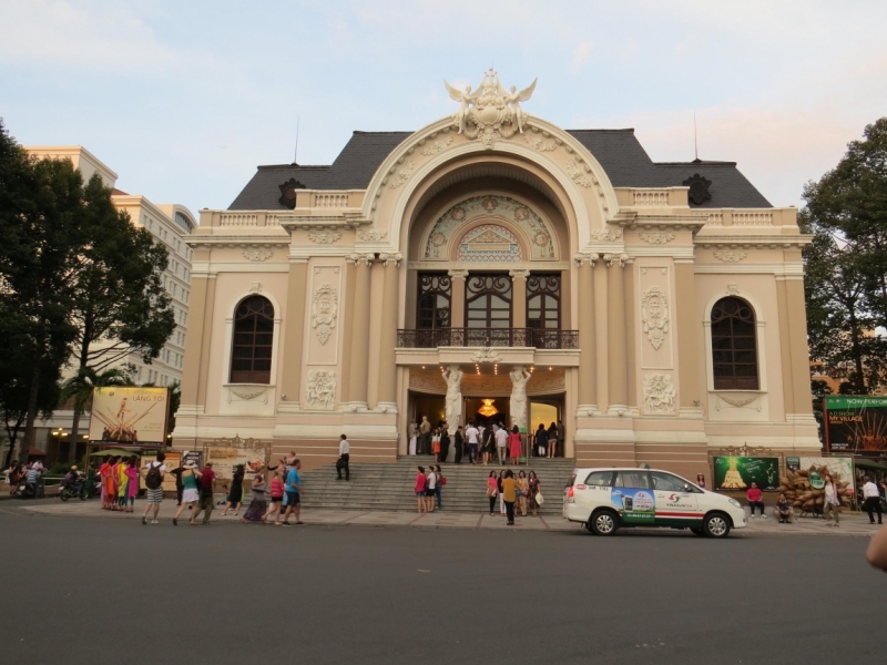 Сайгон, как он есть, много фото города. 10--11 января 2014г.