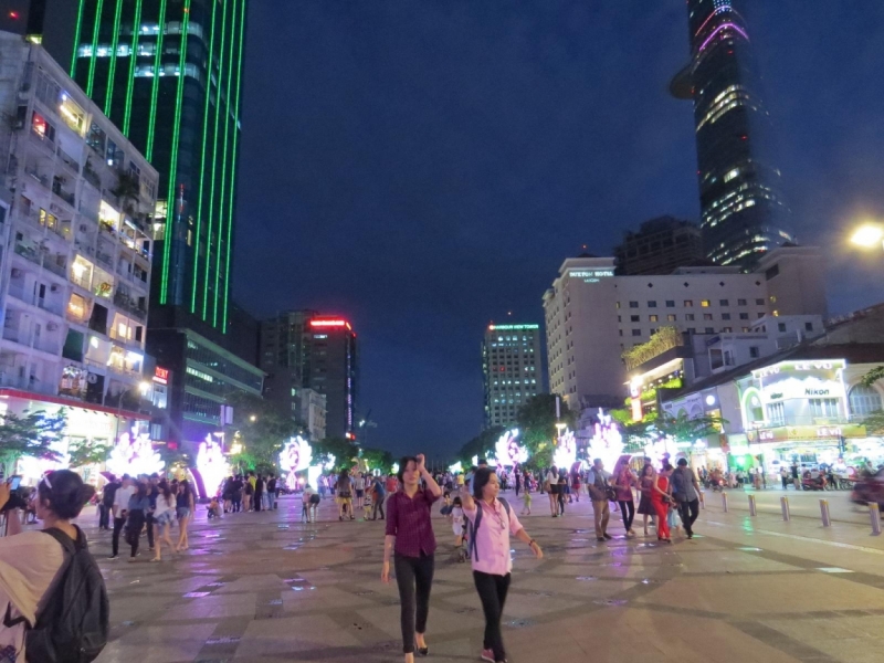 Сайгон, как он есть, много фото города. 10--11 января 2014г.