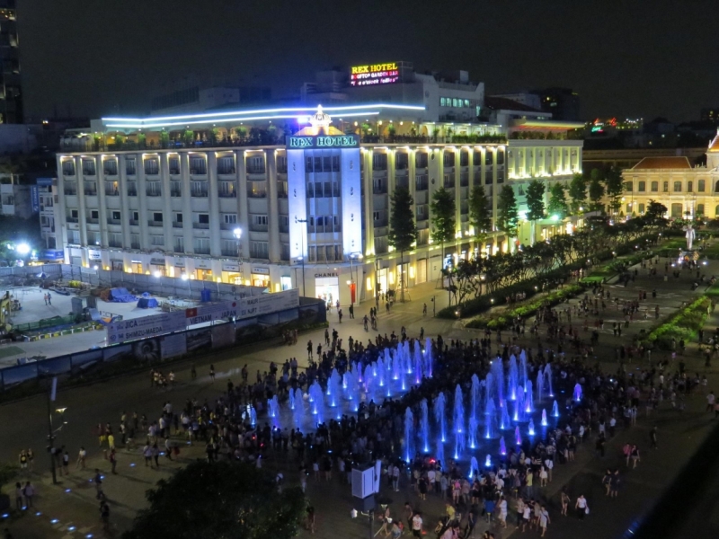 Сайгон, как он есть, много фото города. 10--11 января 2014г.