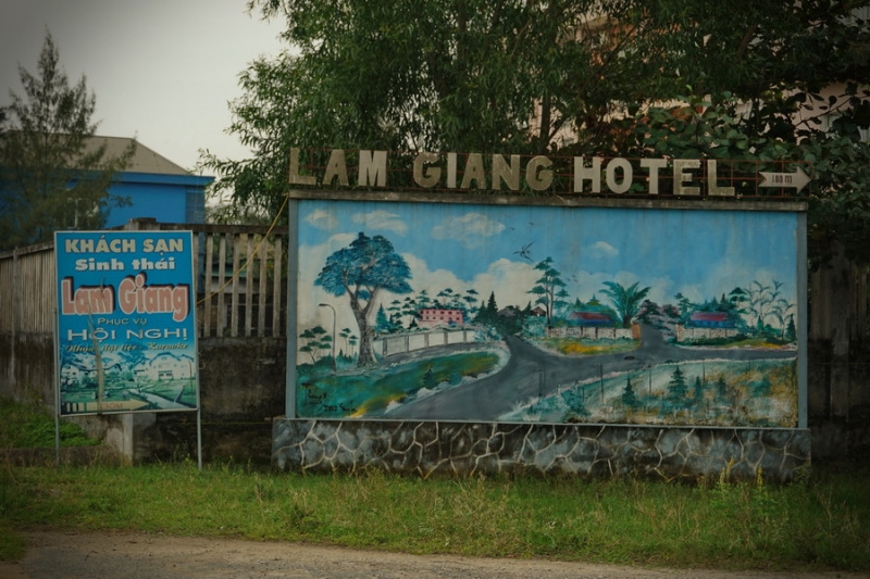 Из Тайланда на мотобайке во Вьетнам, Лаос, Камбоджу. Путешествие во Времени в Город Весны