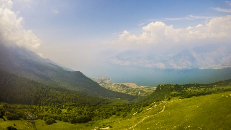 На параглайде с Монте Бальдо