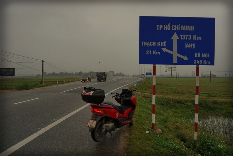 Из Тайланда на мотобайке во Вьетнам, Лаос, Камбоджу. Путешествие во Времени в Город Весны